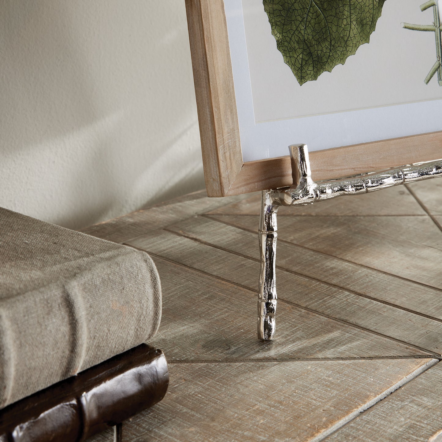 Baldwin Easel Large