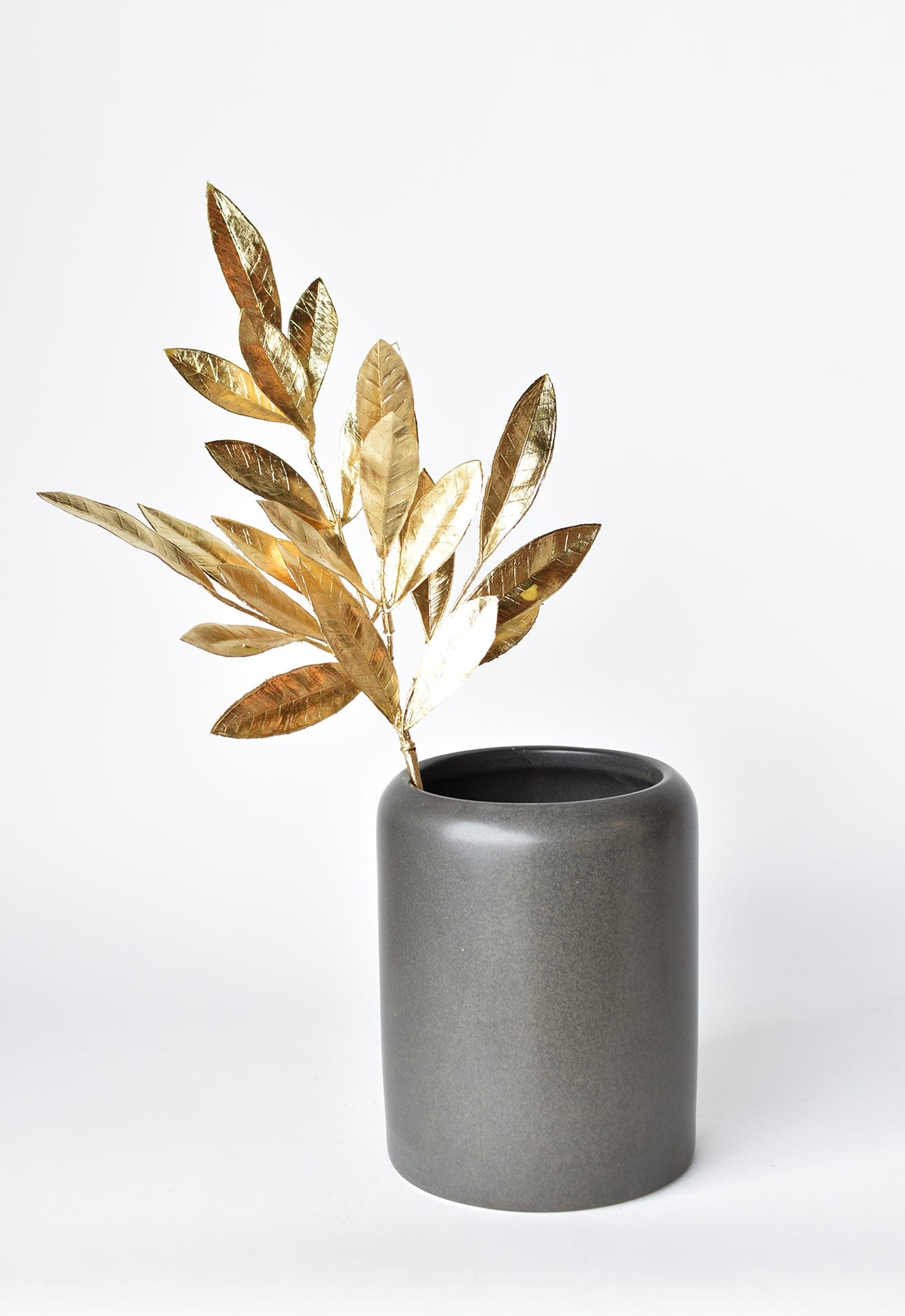 19" Faux Gold Bay leaf Stem