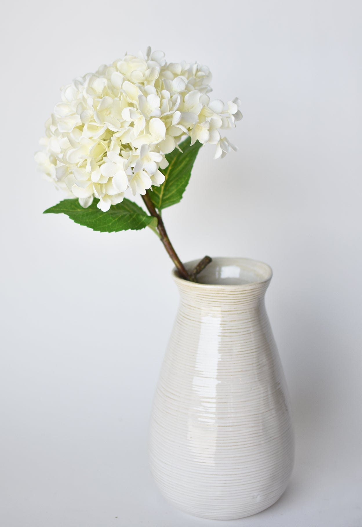 26" Faux Hydrangea Stem Creamy White