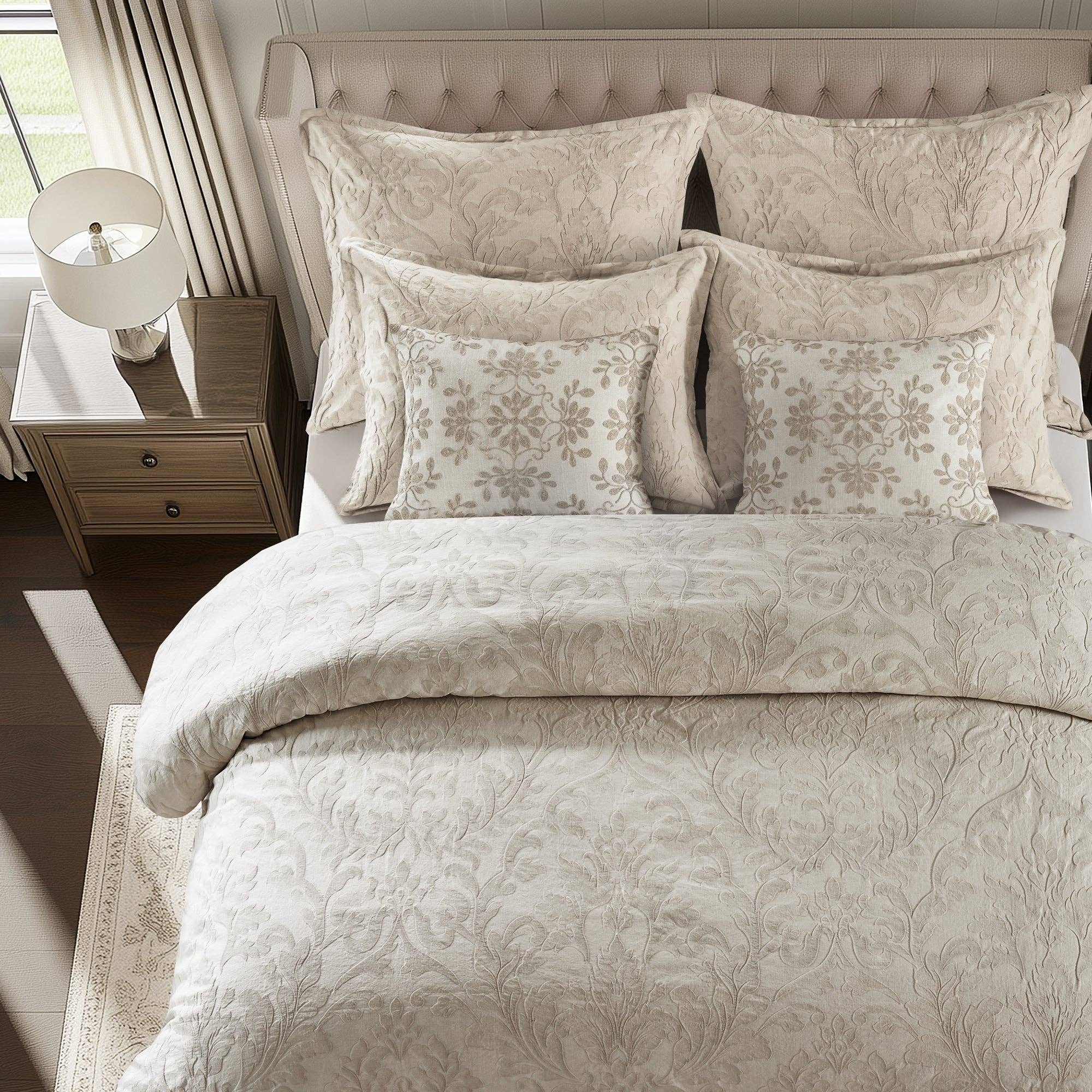 Alessio Comforter Set: Beige / Twin/Twin XL
