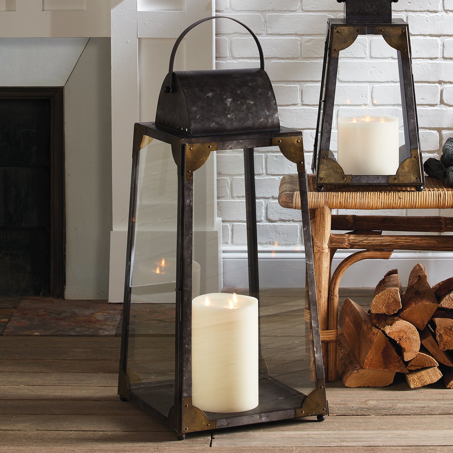 MADERA OUTDOOR LANTERN LARGE