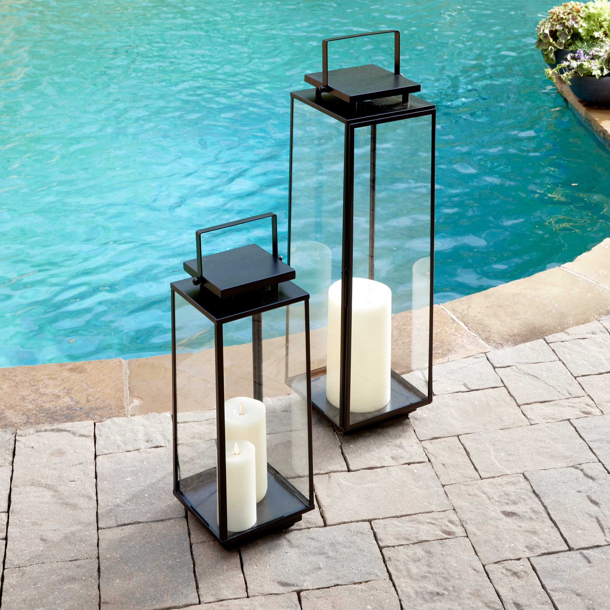 ALDEN OUTDOOR LANTERN LARGE