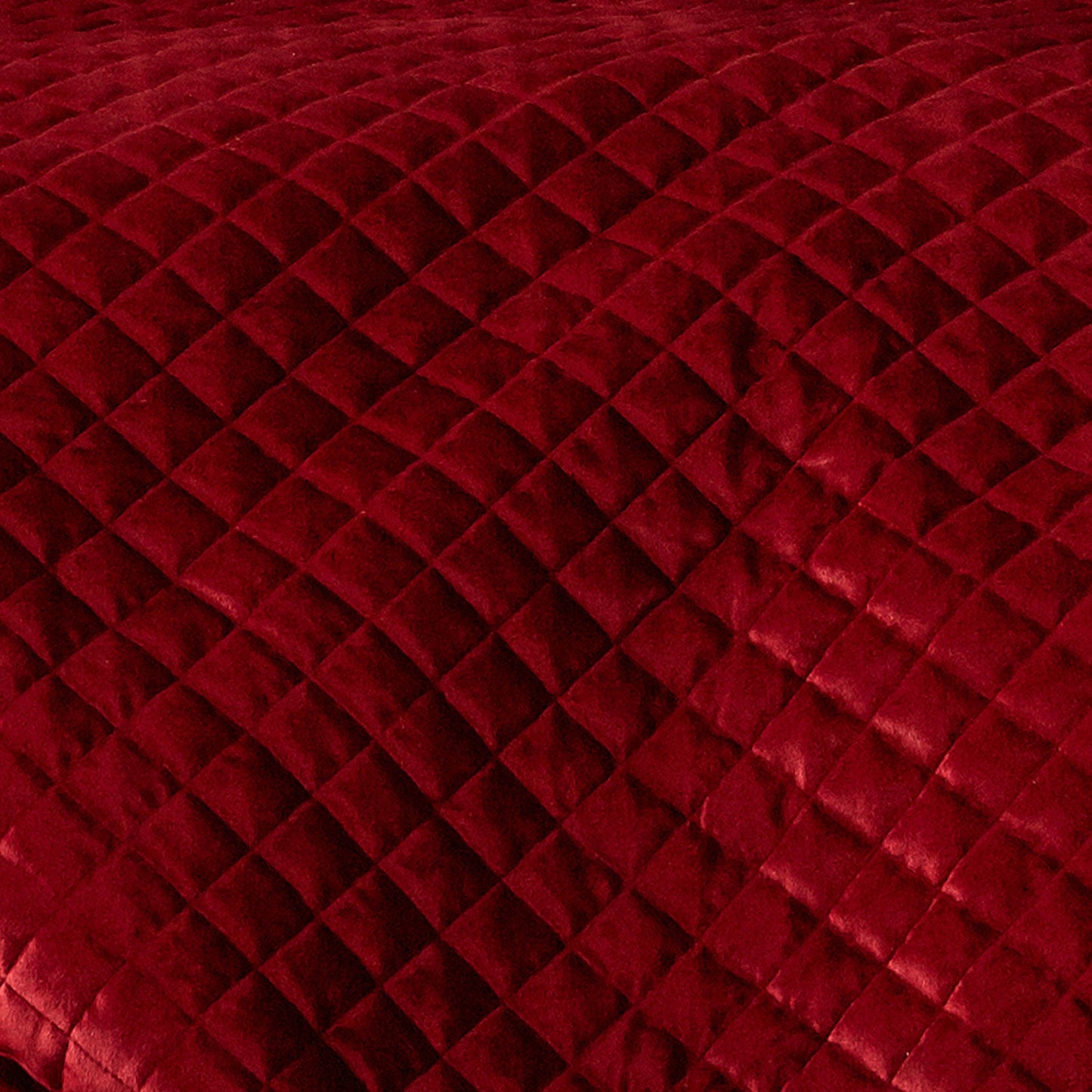 Red Velvet Quilt Set: Red / King/Cal King