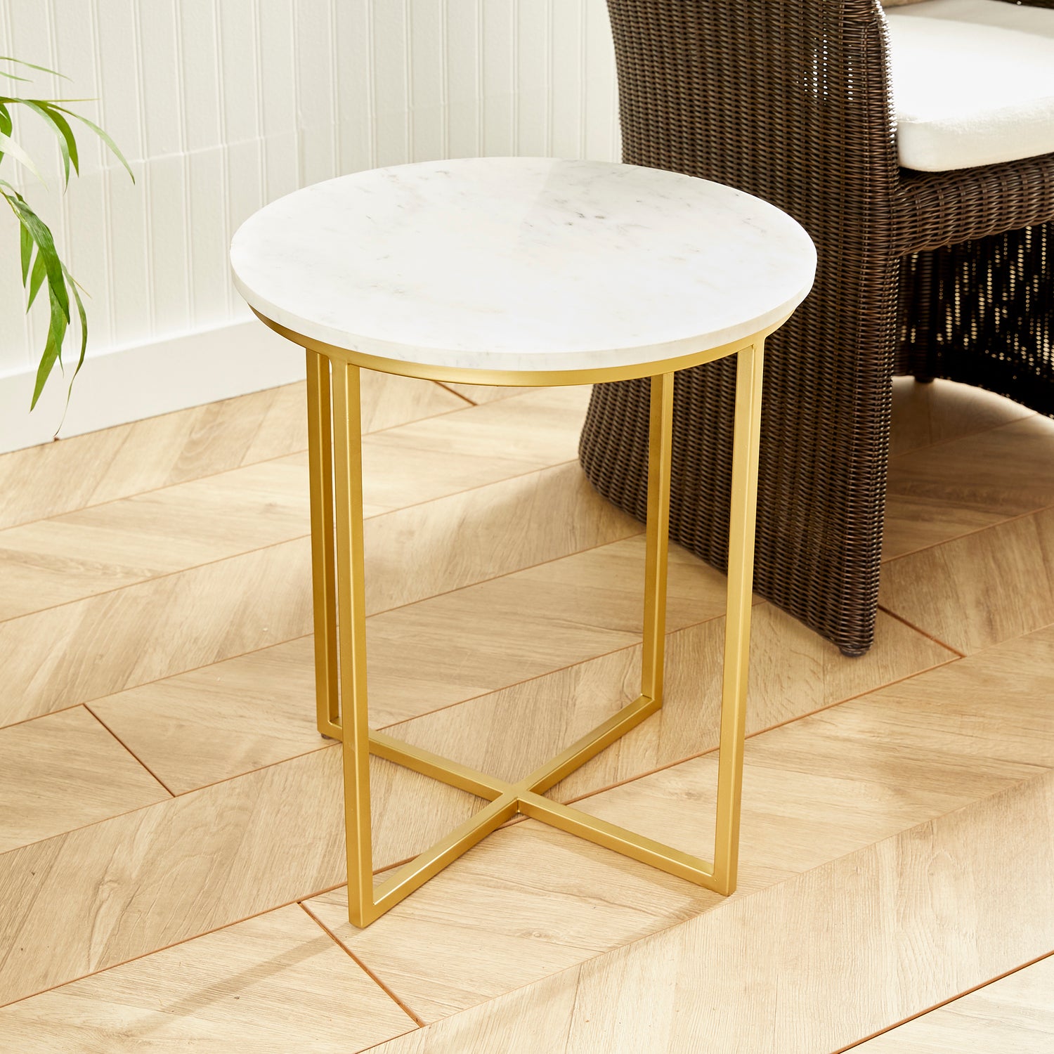 AVELINE TABLE