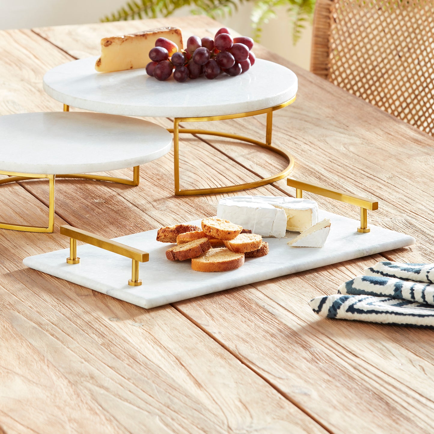 VIENNA SERVING TRAY