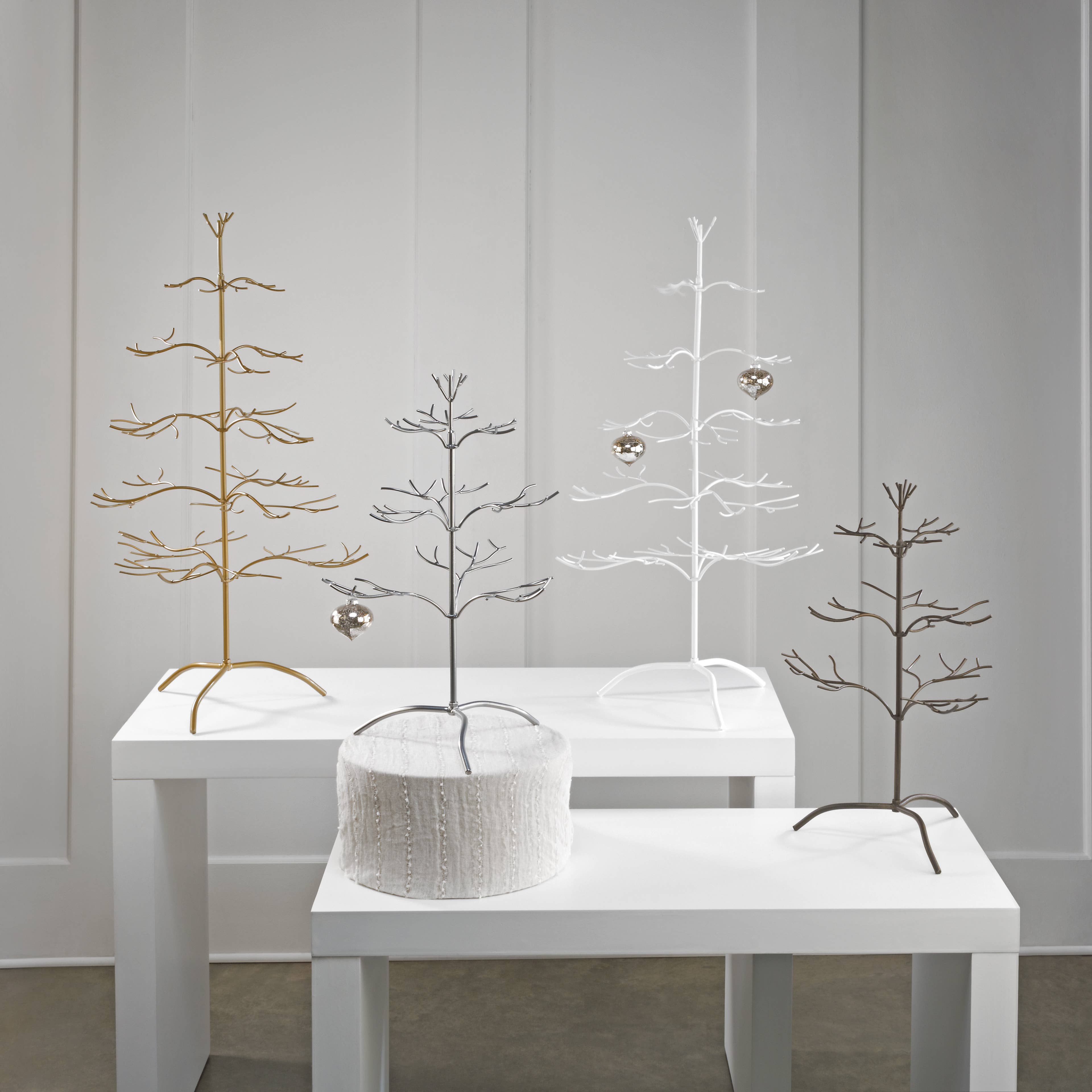 Ornament Trees: Gold / 36"