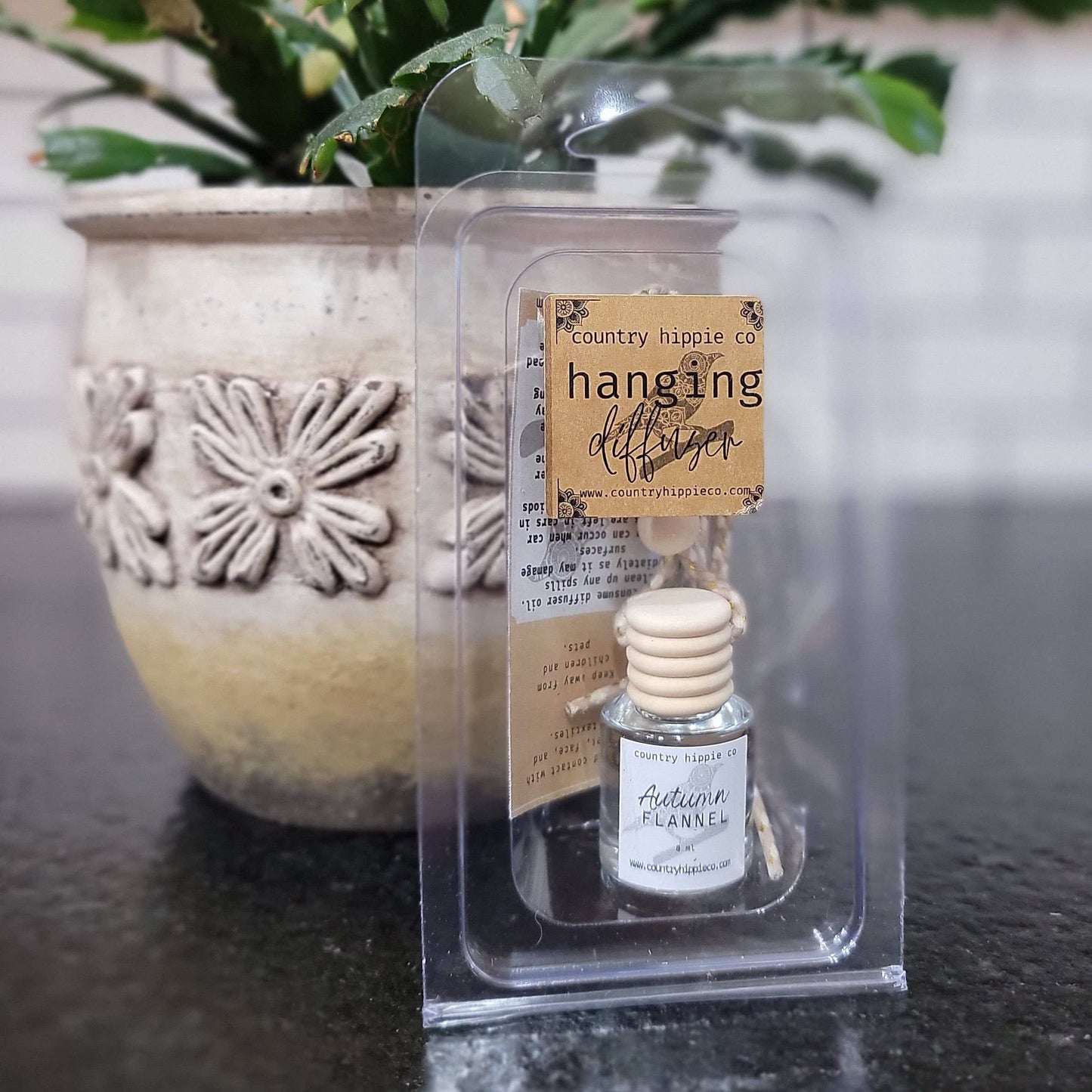 Hanging Car/Closet Fragrance Diffuser: Queen Bee