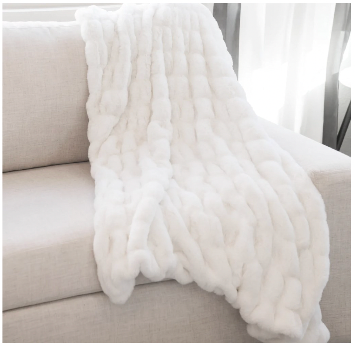 Cozy Faux Fur Throw- Multiple Colors 50" x 60" : Ivory cream