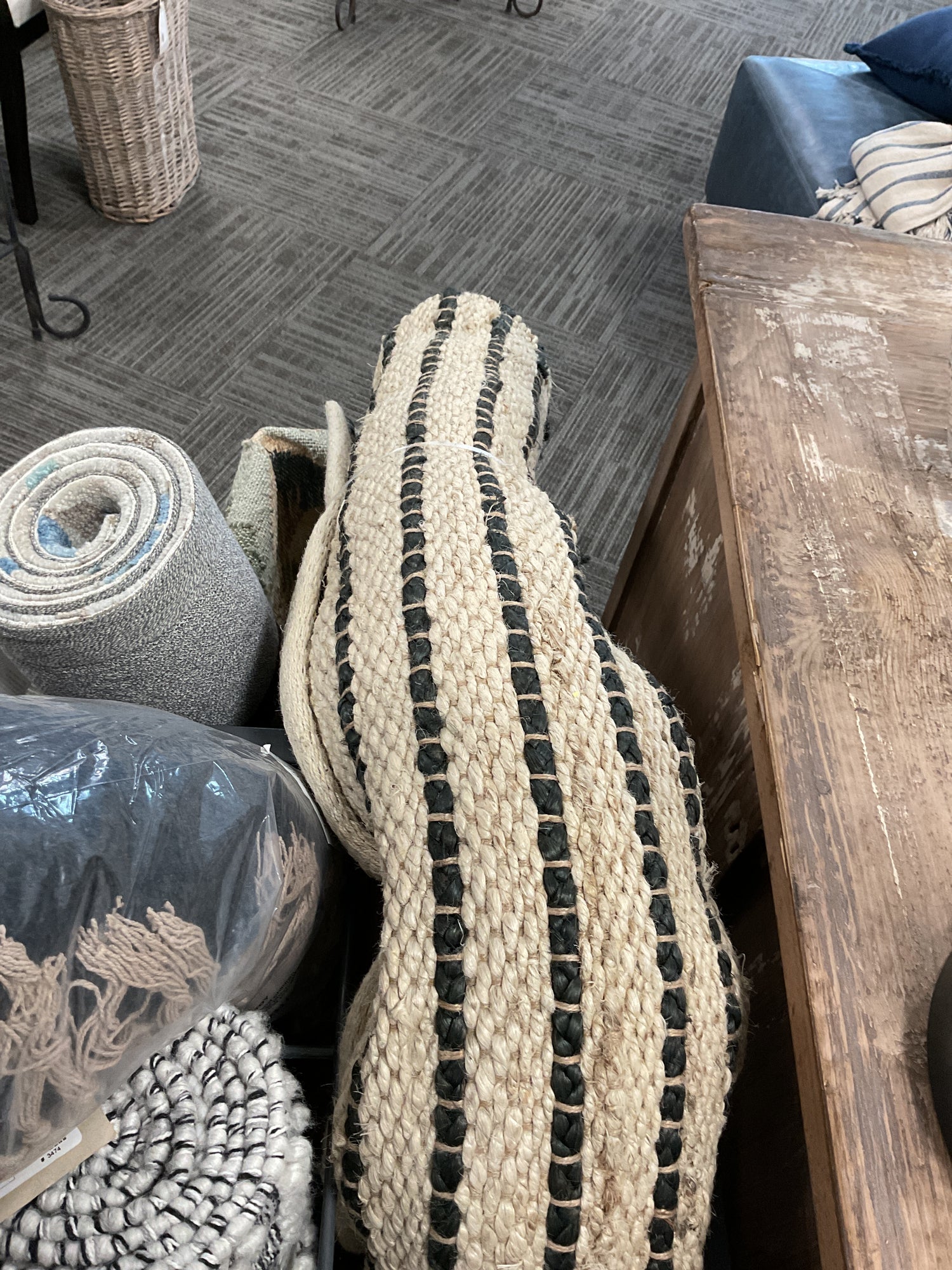 TAN & BLACK BRAIDED RUG