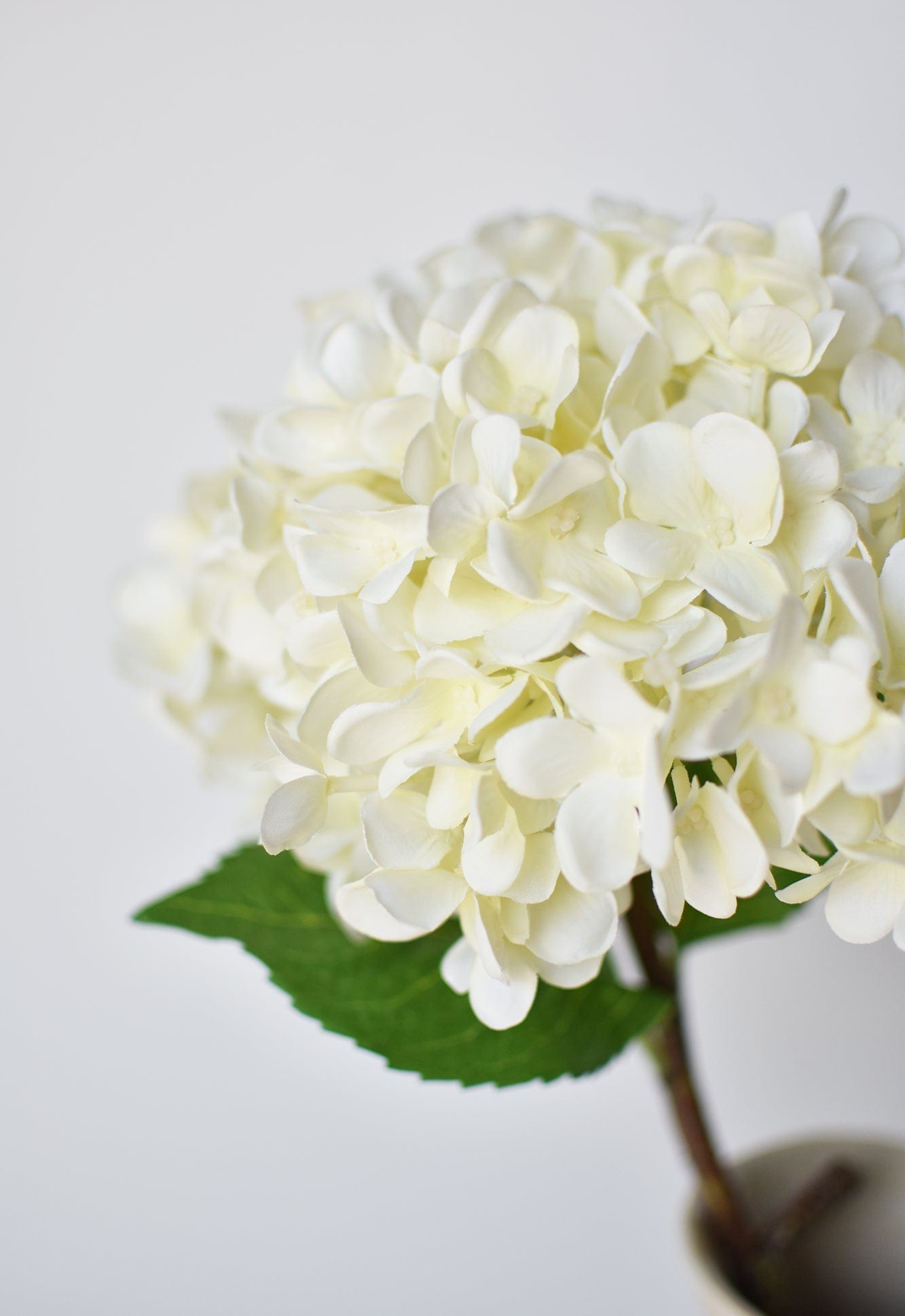 26" Faux Hydrangea Stem Creamy White