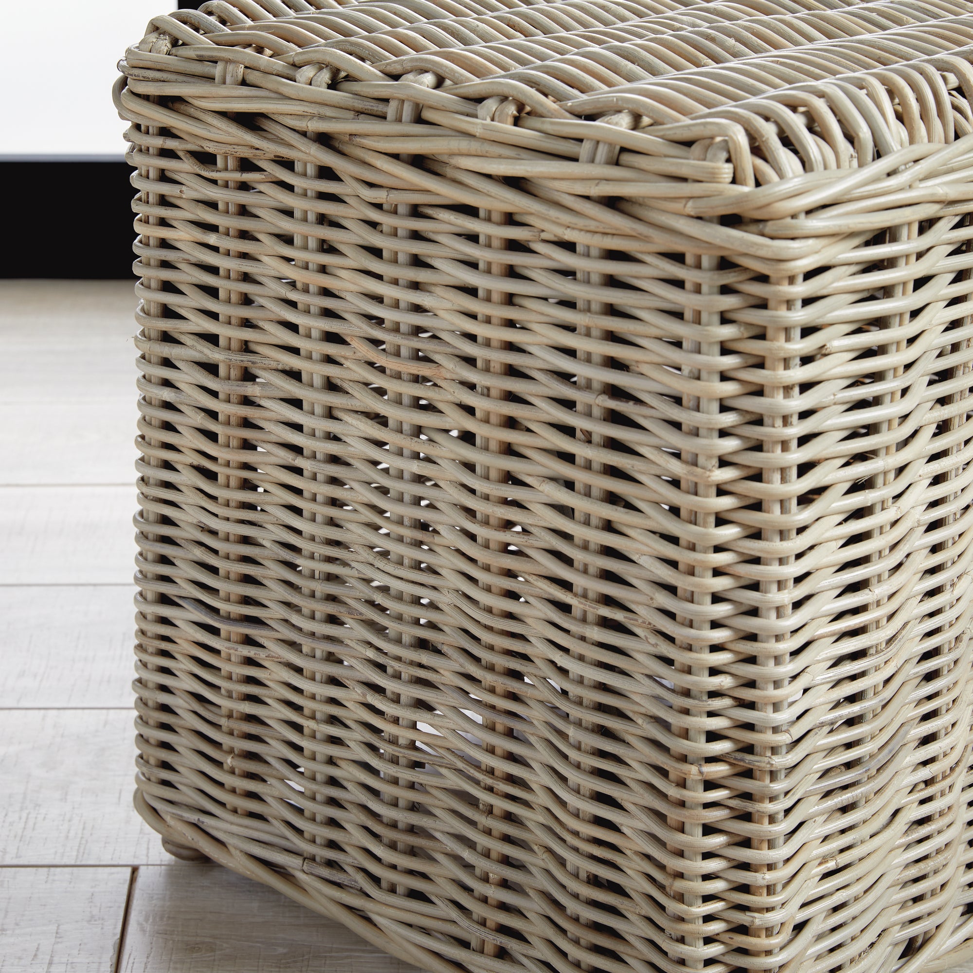 Davina Stool