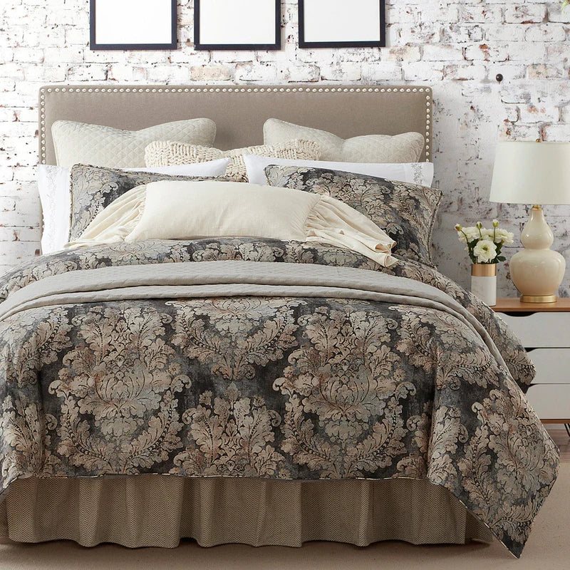 FOUR35HOME @ Knight Interiors
