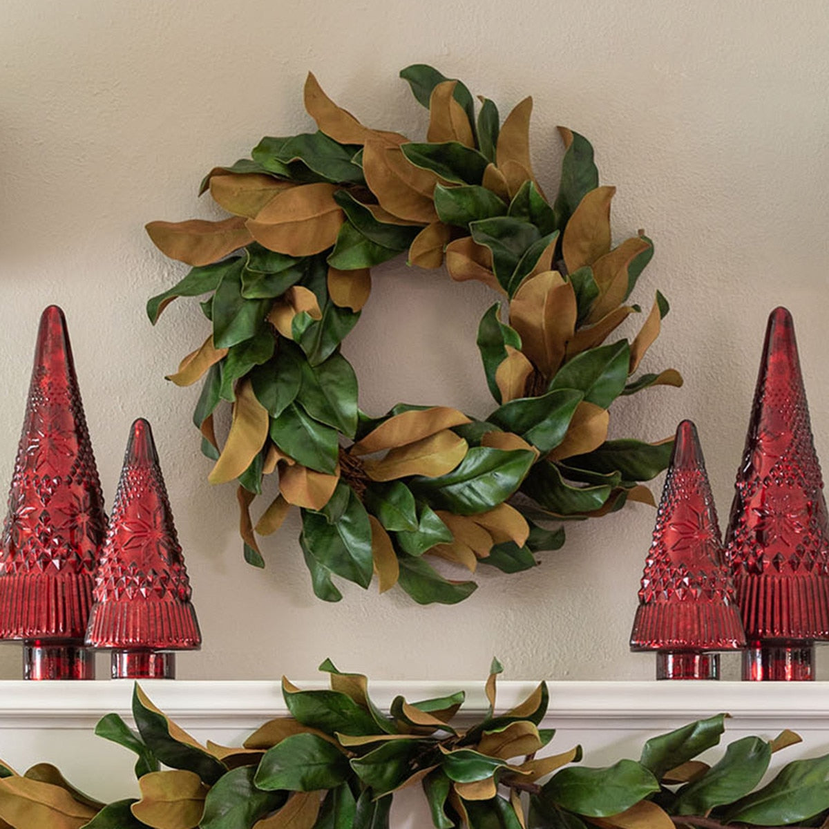 Estate Magnolia Wreath | Elegant Magnolia Leaf Holiday Décor