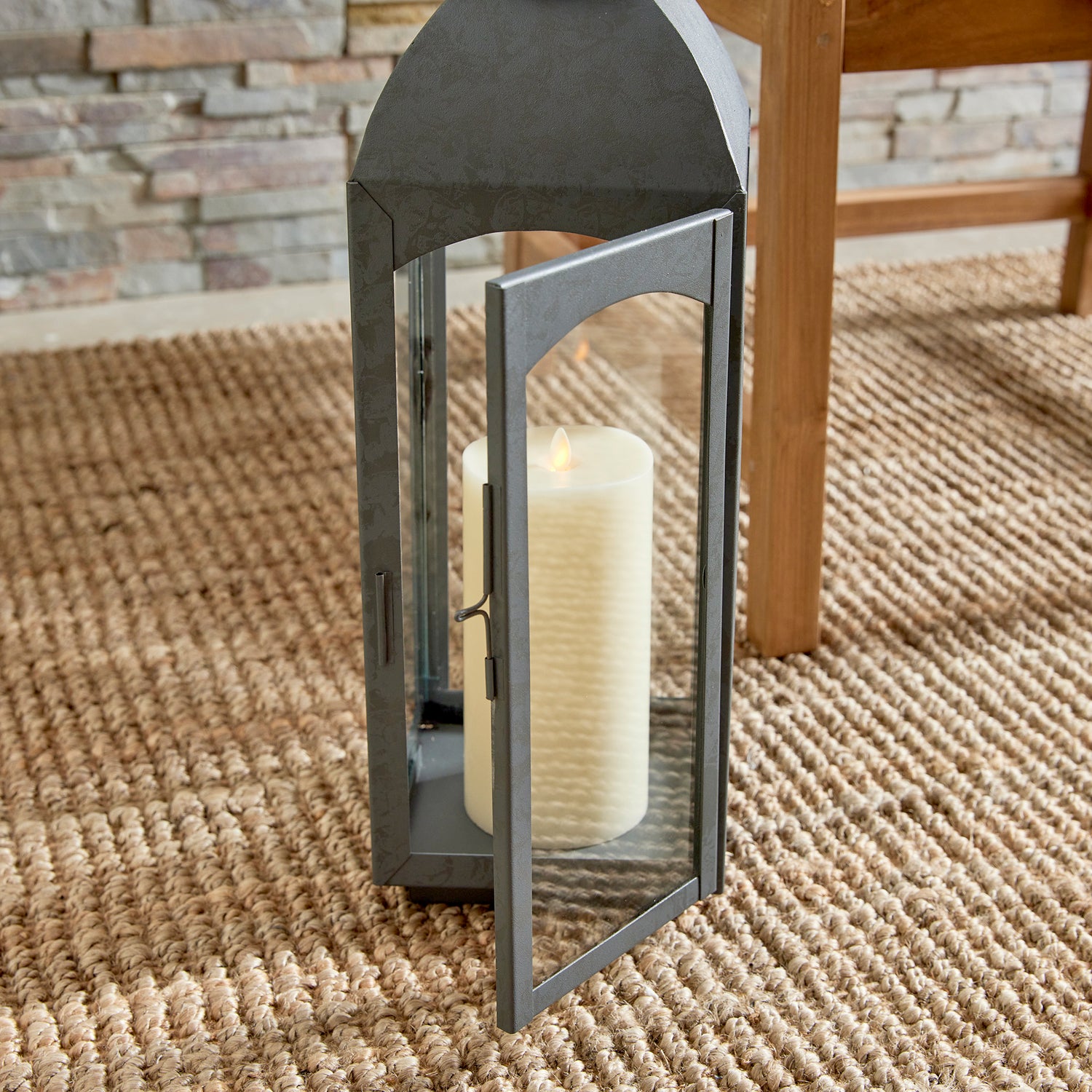 DISCONTINUED Antoinne Outdoor Lantern Large