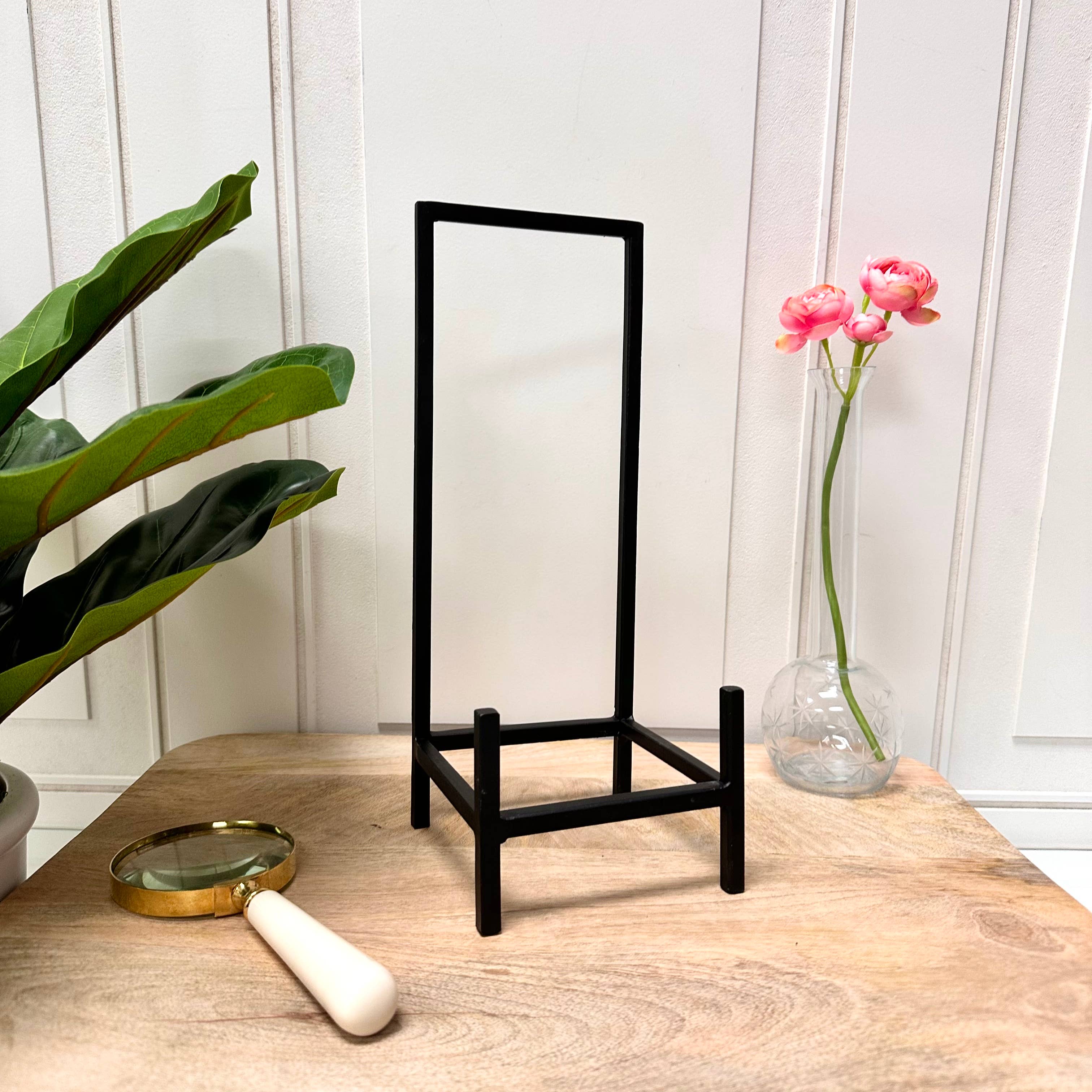 Modern Black Iron Easel/Bookstand